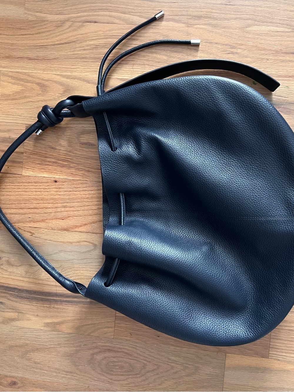 Behno Navy Pebbled Leather Drawstring Shoulder Bag - Picture 2 of 8